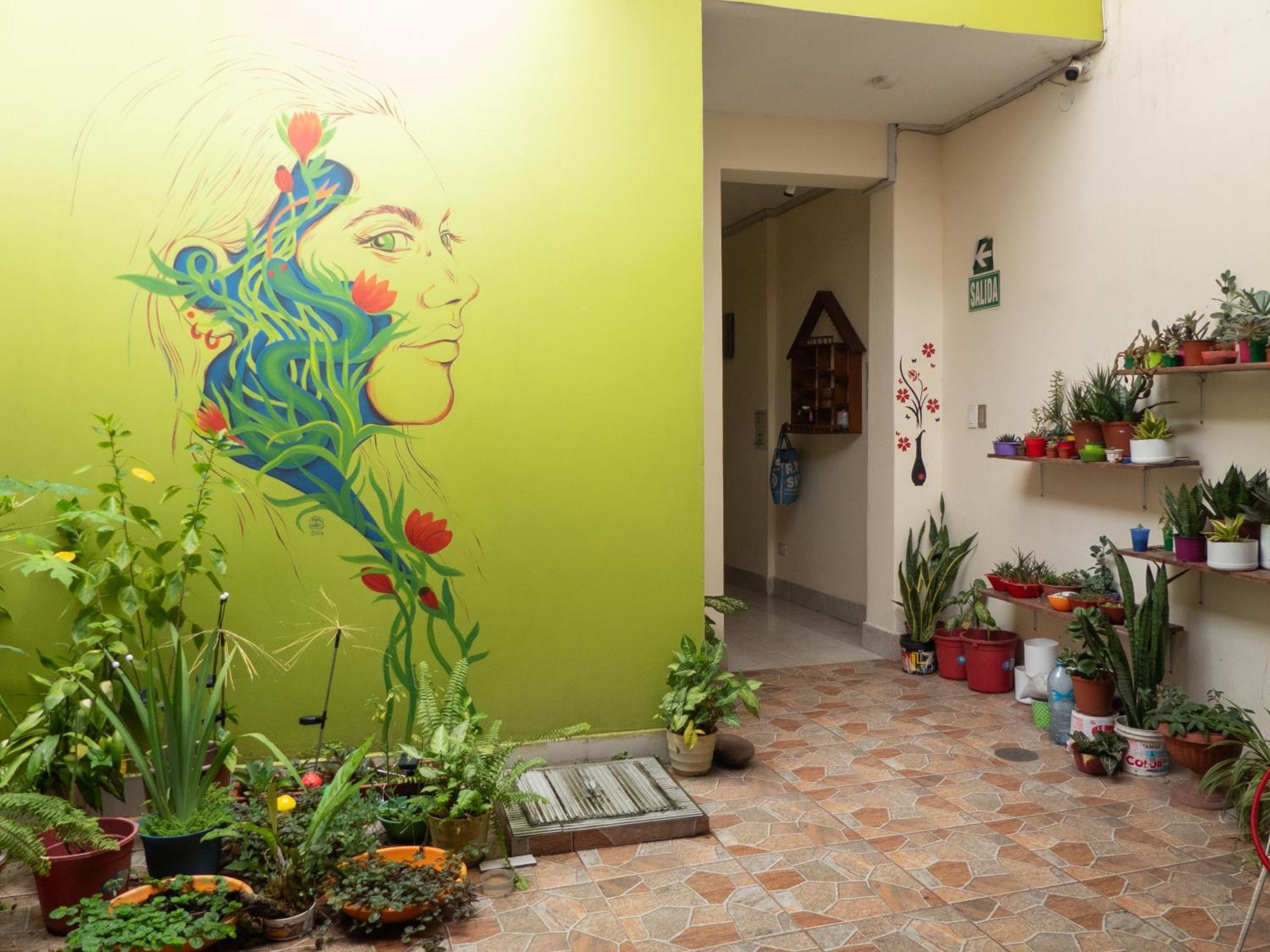Moicca Youth Hostel إكيتوس المظهر الخارجي الصورة